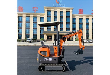 新產(chǎn)品LY-10小挖機，隆重上市！